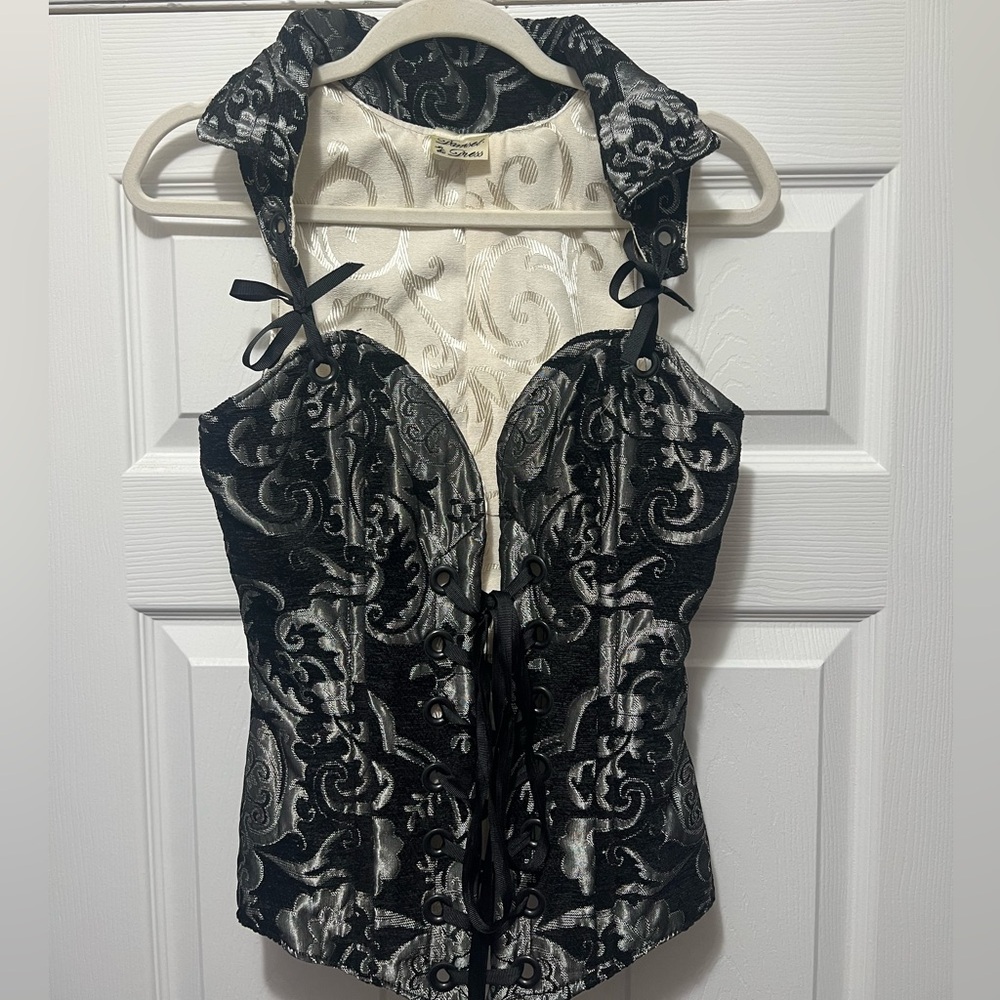 Damsel in A Dress corset! 🖤